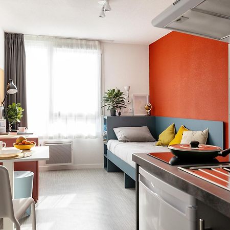 Art'Campus Plaine Images Aparthotel Roubaix Exteriör bild